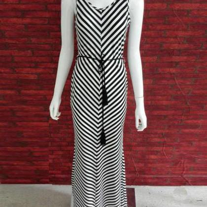 Juice Action Womens Sleeveless White Striped Dress